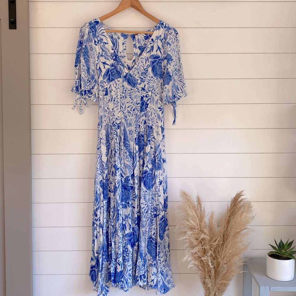 FREE PEOPLE >> midi dress >> size 6